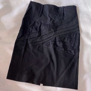Black Fitted Pencil Skirt